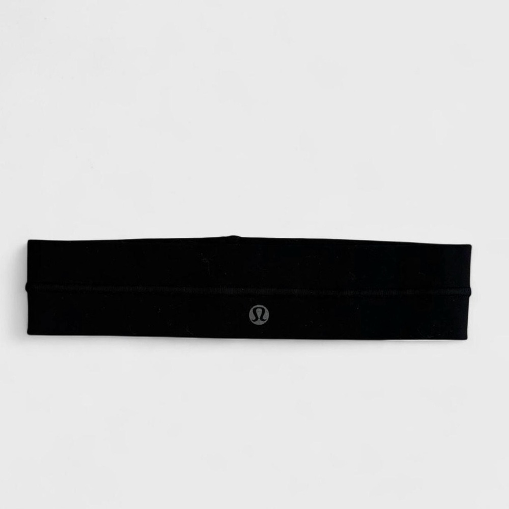 O/S Vintage Black Lululemon Training Headband